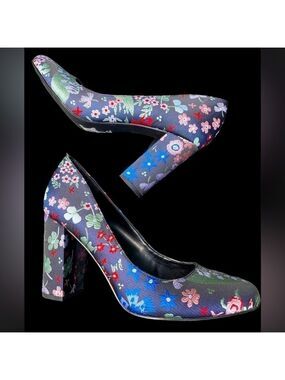 INDIGO rd. NWOB- size 9.5 Chunky High 4” Heels. Eastern inspired fabric. New!